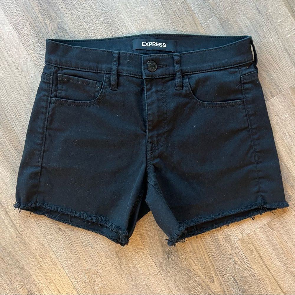 Express Black Mid Rise Shorts